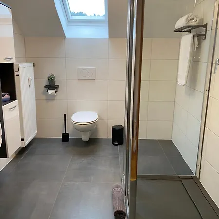 Apartamento Moderne Und Gemuetliche In Ruhiger Lage, Netflix, Keybox Burgkunstadt